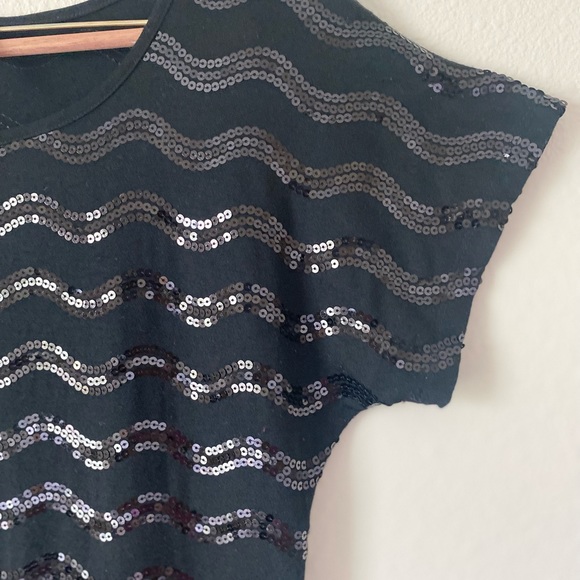 Xhilararion Women’s Short Sleeve Little Black Sequence Mini Dress Size Medium - Picture 4 of 16